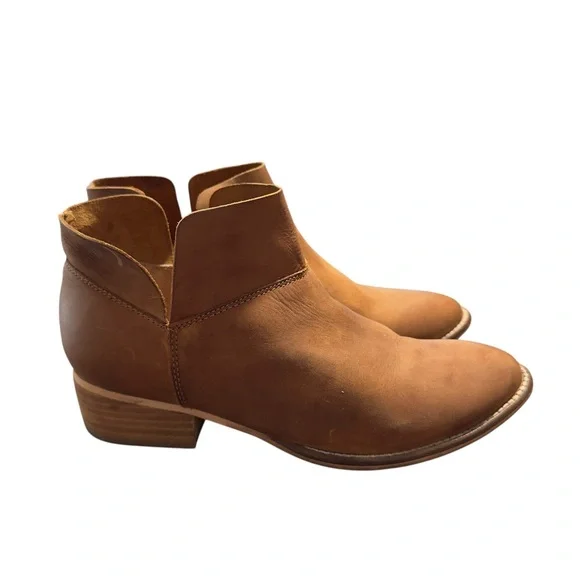 Anthropologie Seycheffe Womens Brown Suede Notched SlipOn Ankle Boots Size 6.5 - Picture 3 of 6